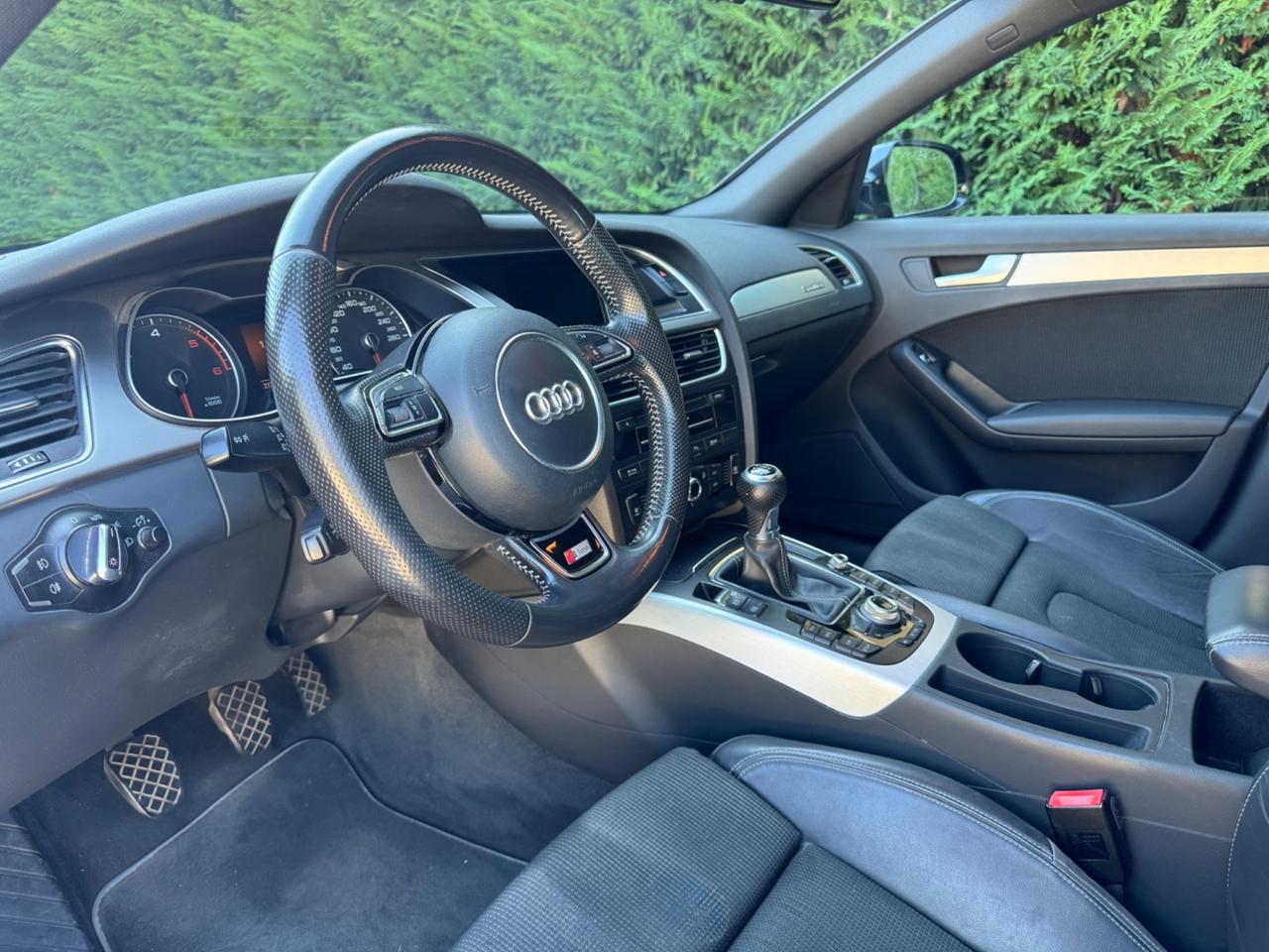 Audi A4 S-Line 2.0 TDI 177CV quattro