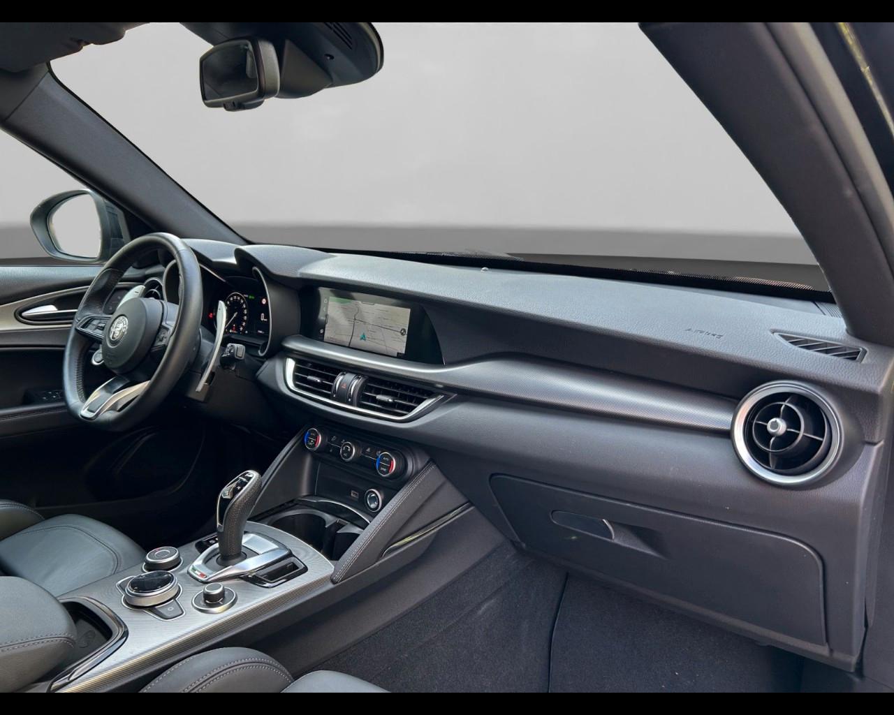 ALFA ROMEO Stelvio 2023 - Stelvio 2.2 t Veloce Q4 210cv auto