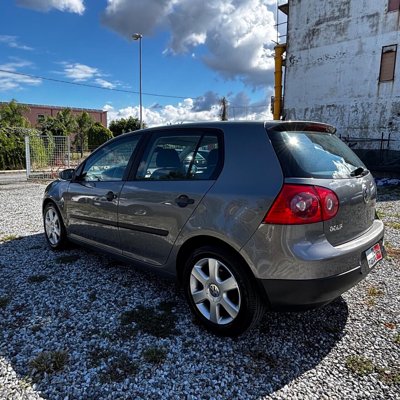 Volkswagen Golf 1.9 TDI 5p. DSG Comfortline