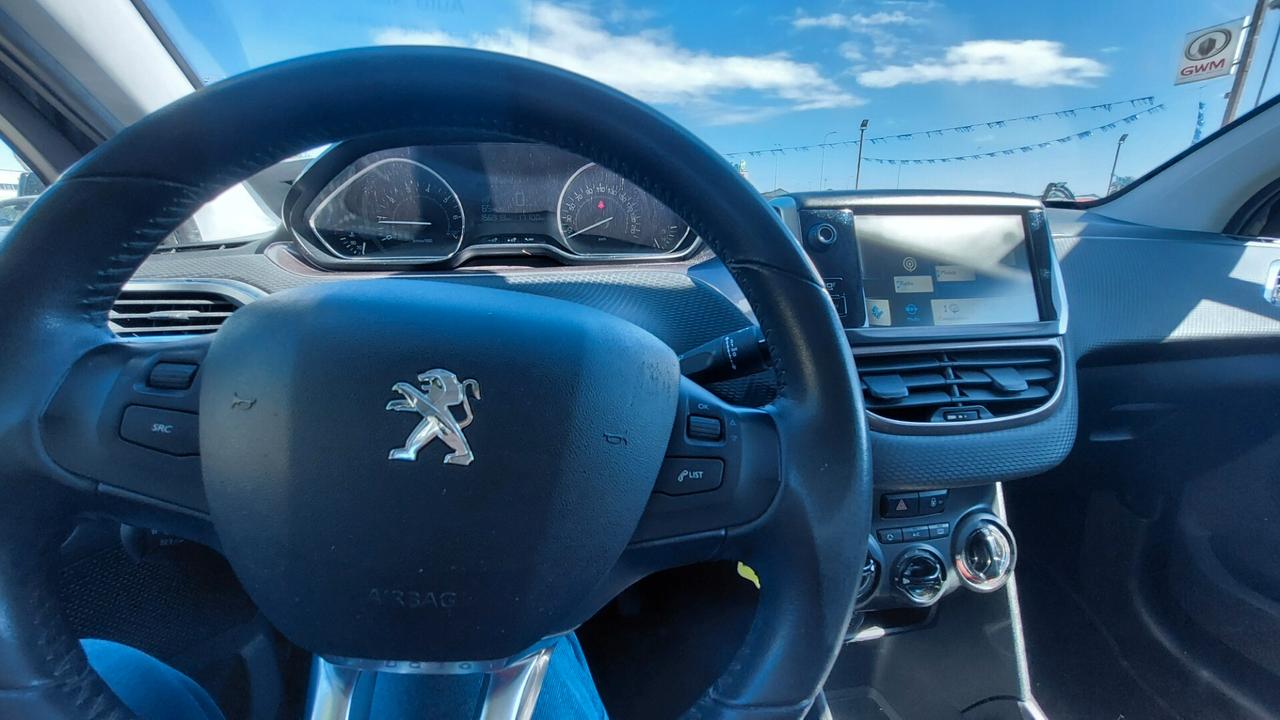 Peugeot 2008 1.2 VTi 82CV Active