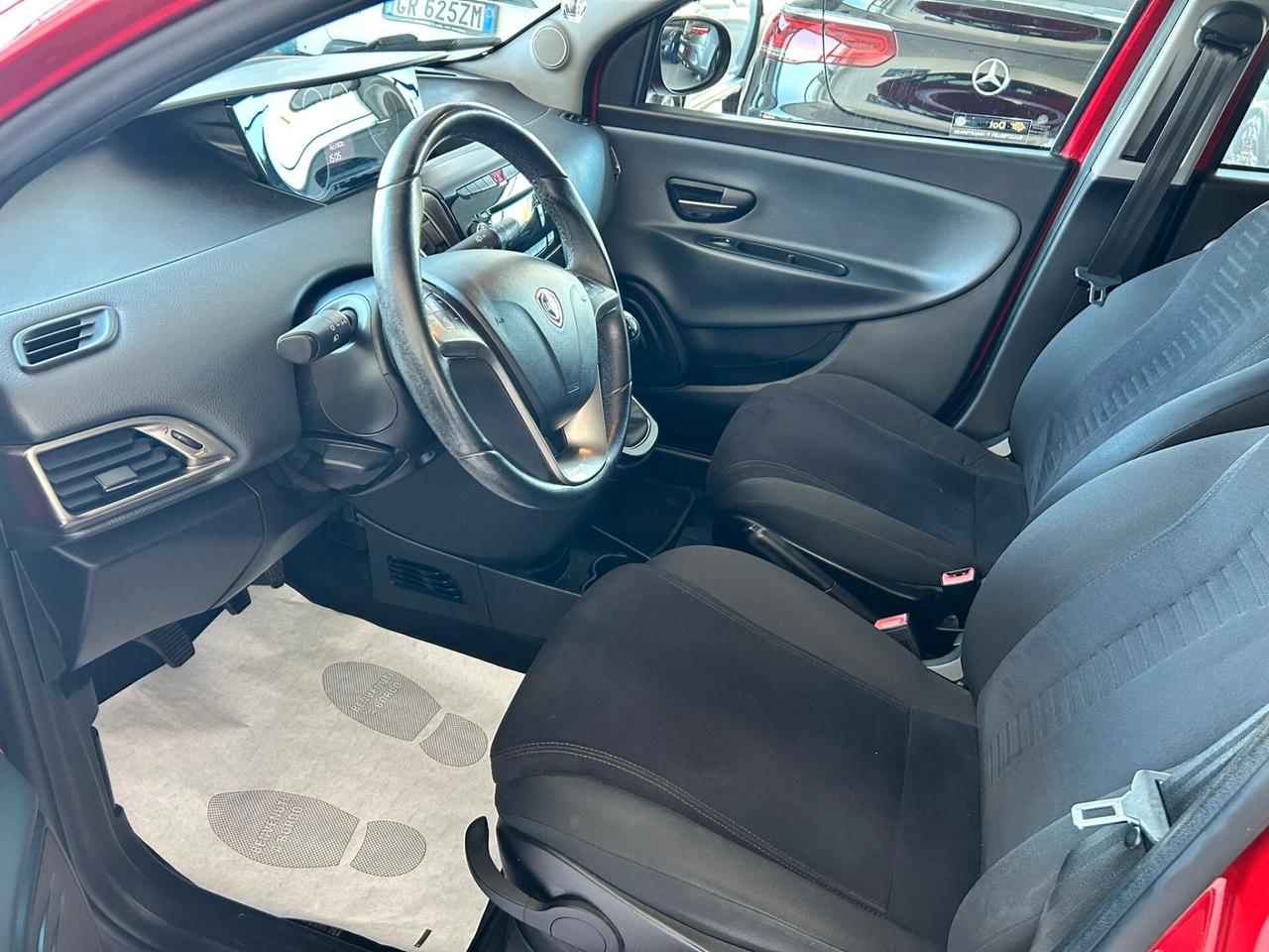 Lancia Y 0.9 METANO X NEOPATENTATI 2015