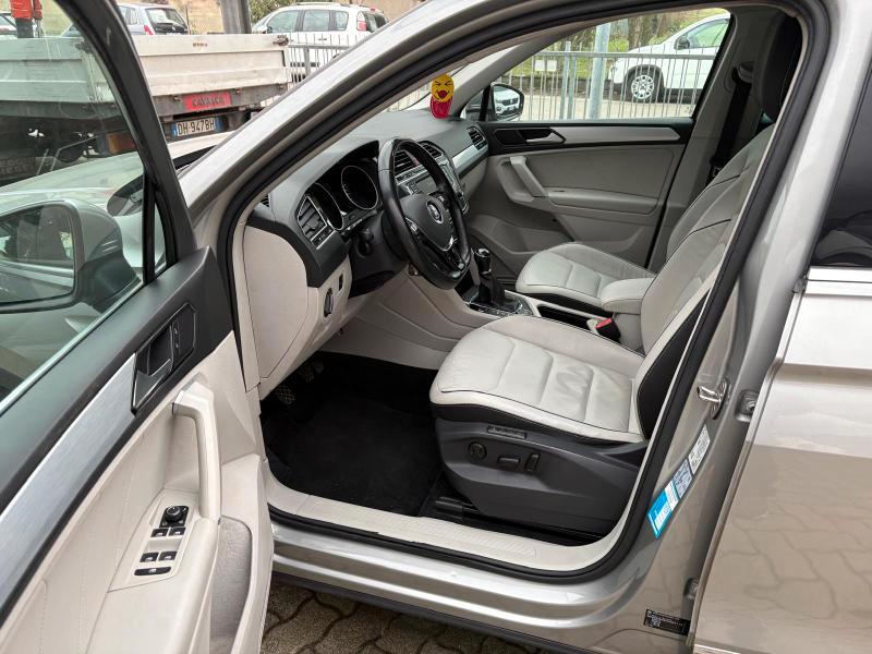 Volkswagen Tiguan 2.0 tdi Executive 4motion 150cv PANORAMA