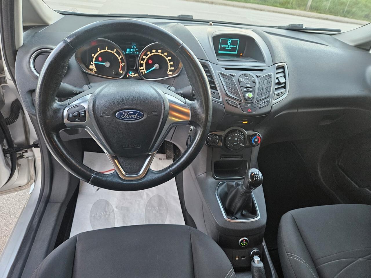 Ford Fiesta 5p. 1.4 BENZ/GPL Titanium 95cv