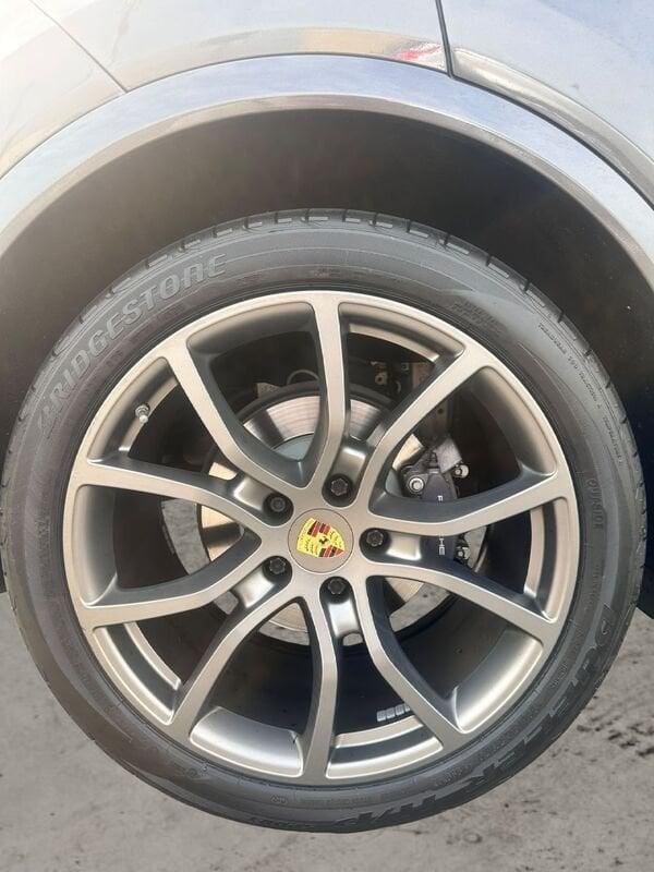 Porsche Cayenne Cayenne 2.9 S tiptronic