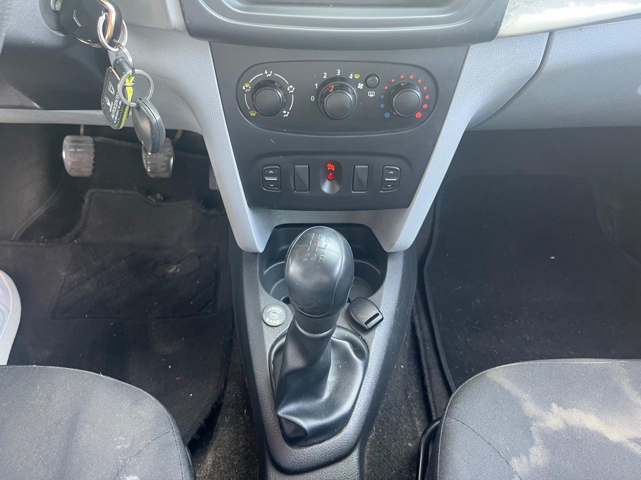 Dacia Sandero 1.2 GPL 75CV Ambiance 2014 177.000 KM