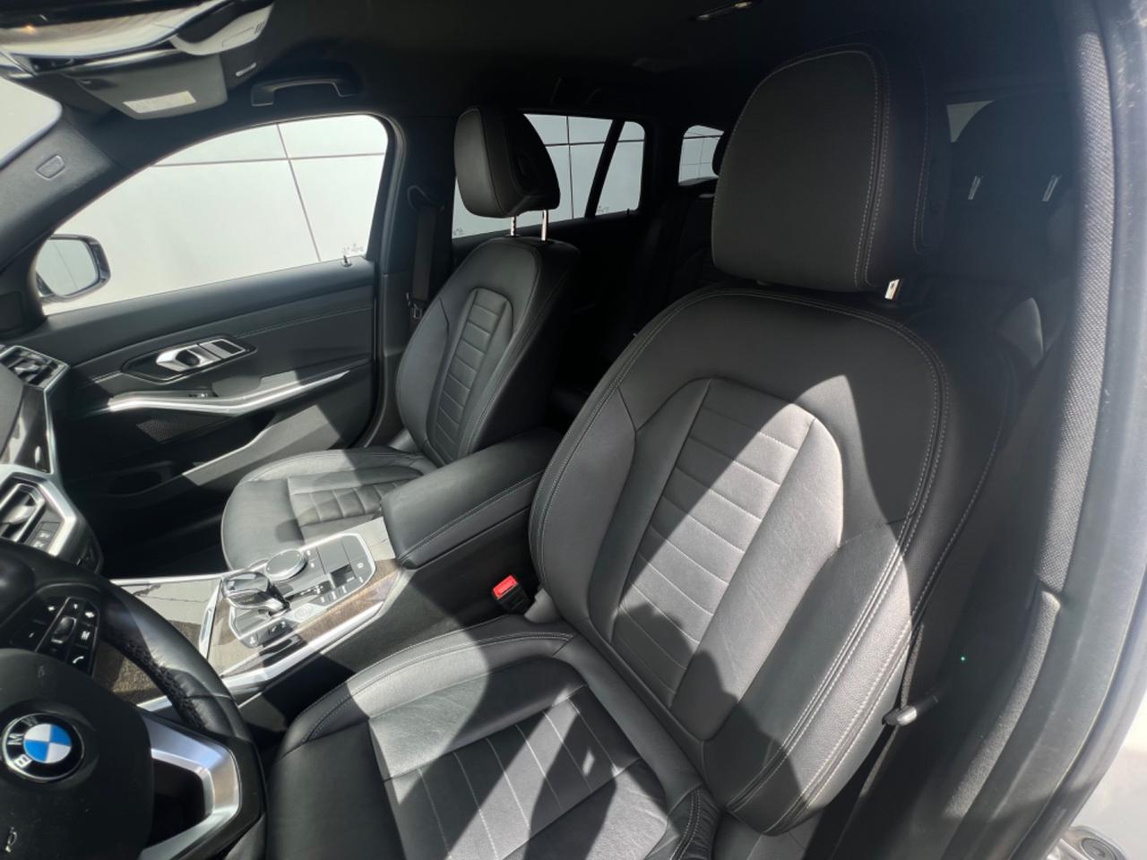 BMW 320 d Touring Luxury auto