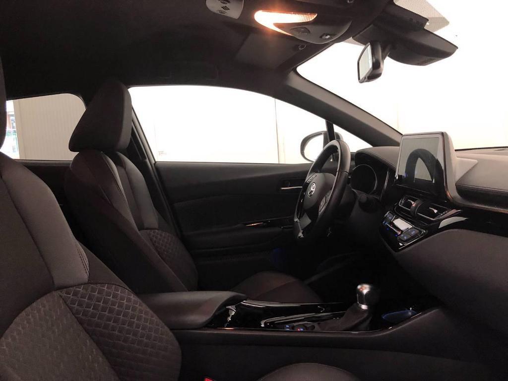 Toyota C-HR 1.8 Hybrid Trend E-CVT