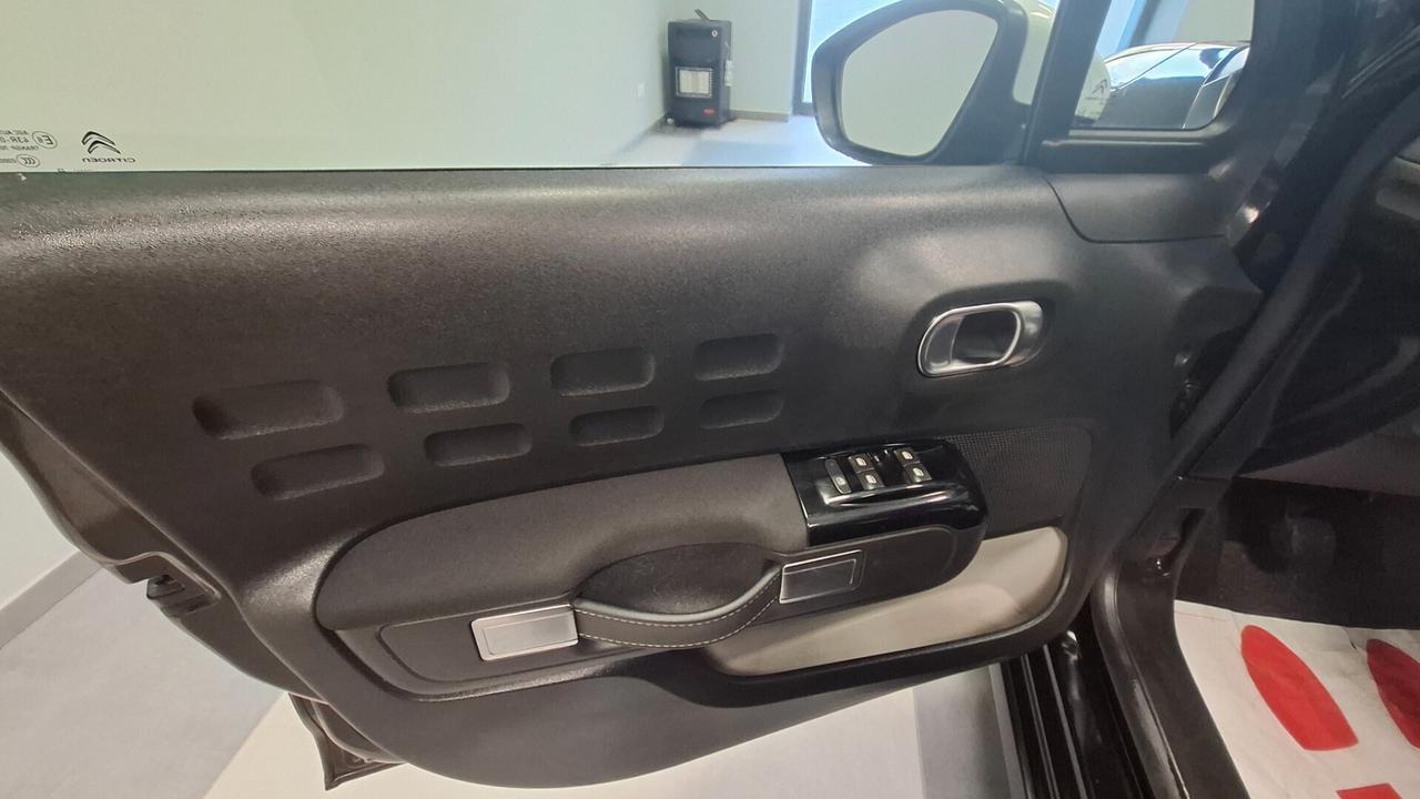 Citroen C3 PureTech 110 S&S EAT6 Shine