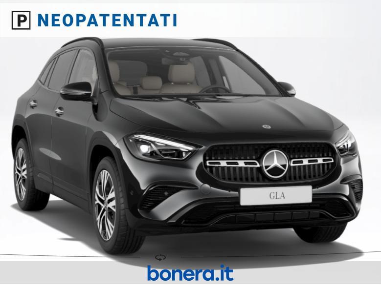 Mercedes GLA 180 180 Progressive Advanced Plus 7G-DCT