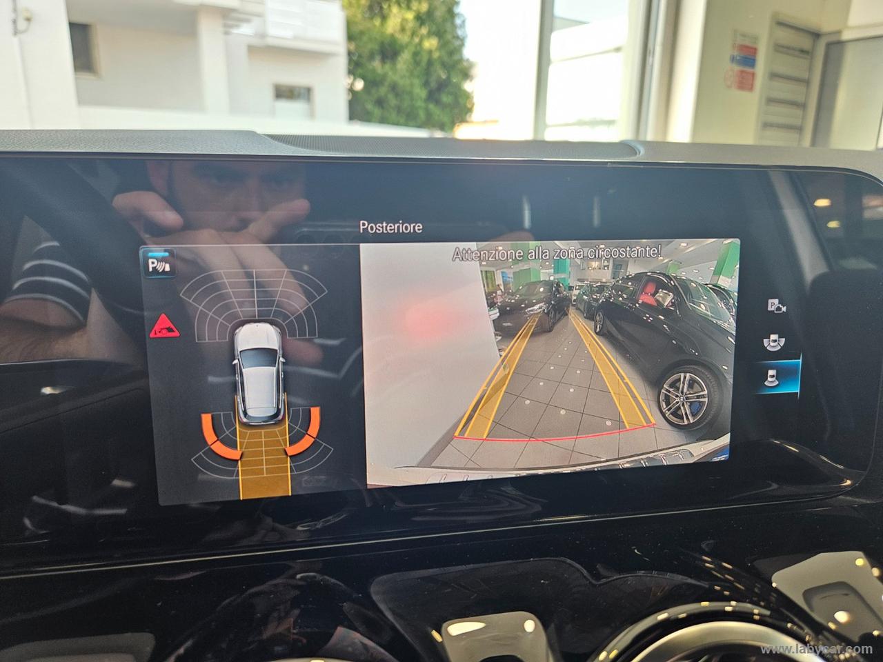 MERCEDES-BENZ GLA 180 d Automatic Premium