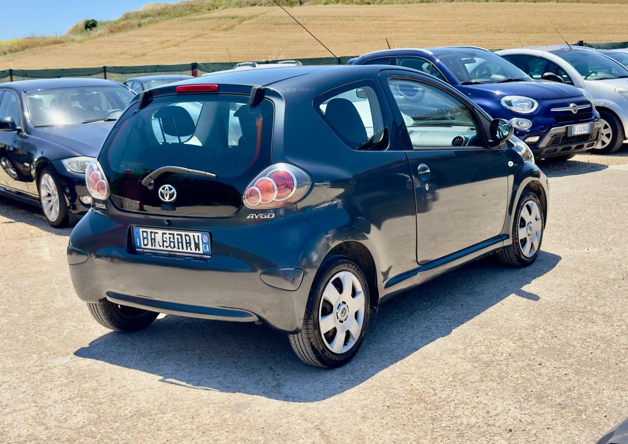 Toyota Aygo 1.0 12V VVT-i 3 porte Sol