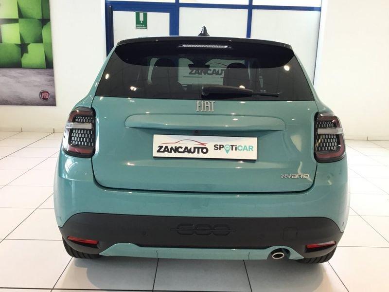 FIAT 600 1.2 Hybrid 110cv La Prima II