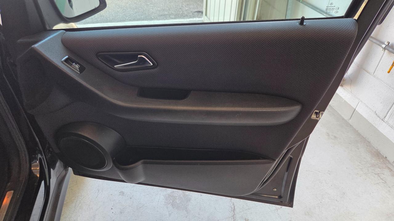 Mercedes-benz A 160 BlueEFFICIENCY Elegance UNICO PROPRIETARIO