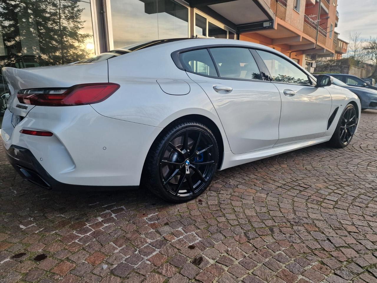 Bmw 850 M850i xDrive Coupé