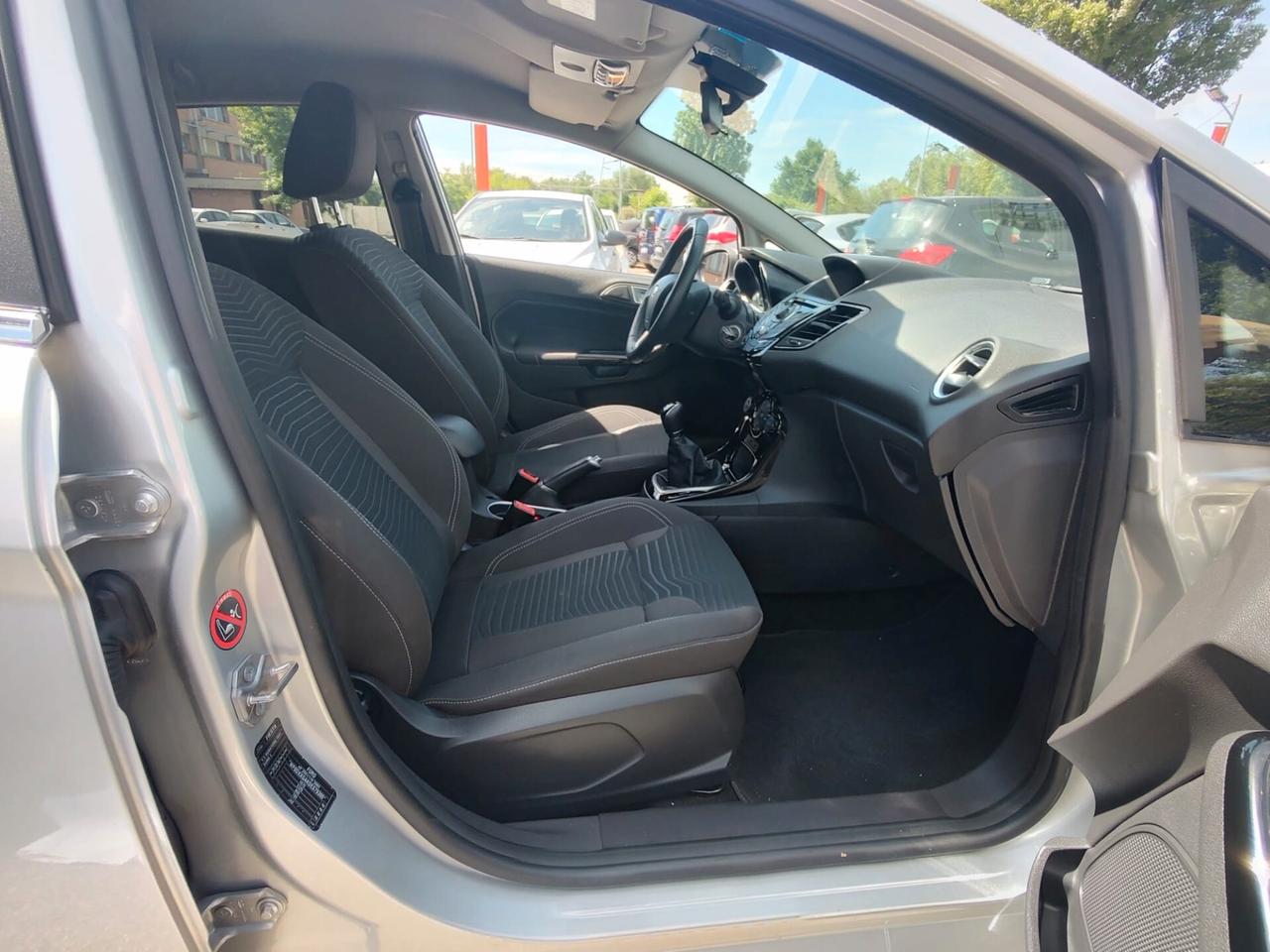 Ford Fiesta 1.5 TDCi 75CV 5 porte Titanium, OK NEOPATENTATI, GARANZIA L.12 MESI