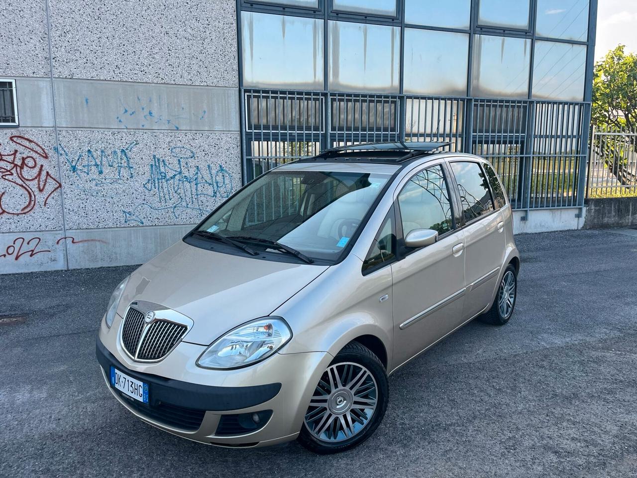 Lancia MUSA 1.4 16V Platino Plus