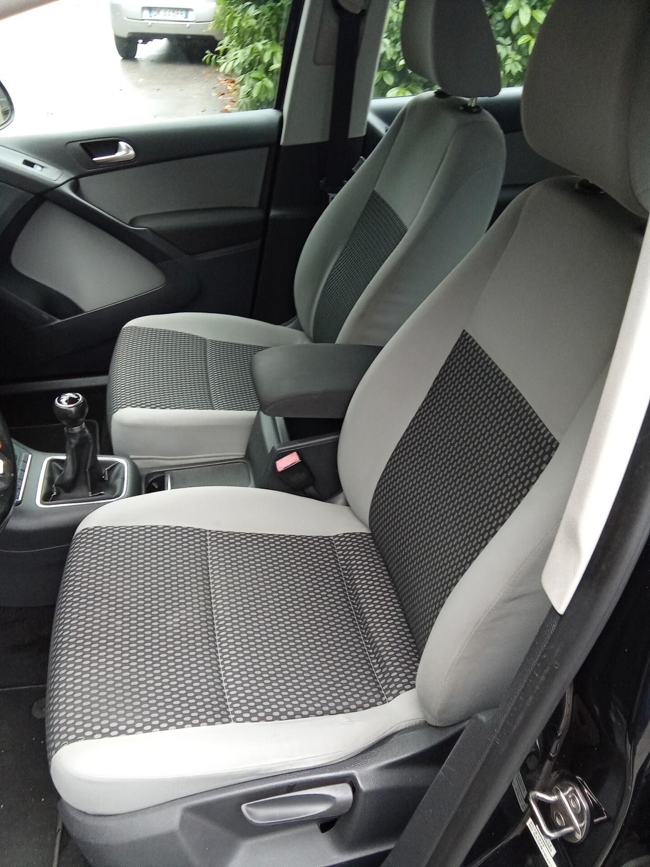 Volkswagen Tiguan 2.0 TDI BlueMotion 011
