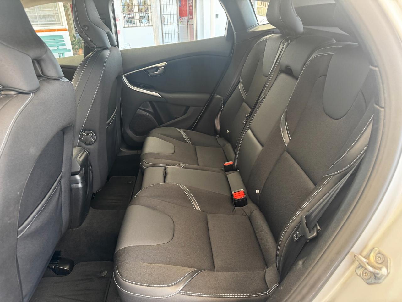 Volvo V40 D2 1.6 Business 115 Cv - 11/2013