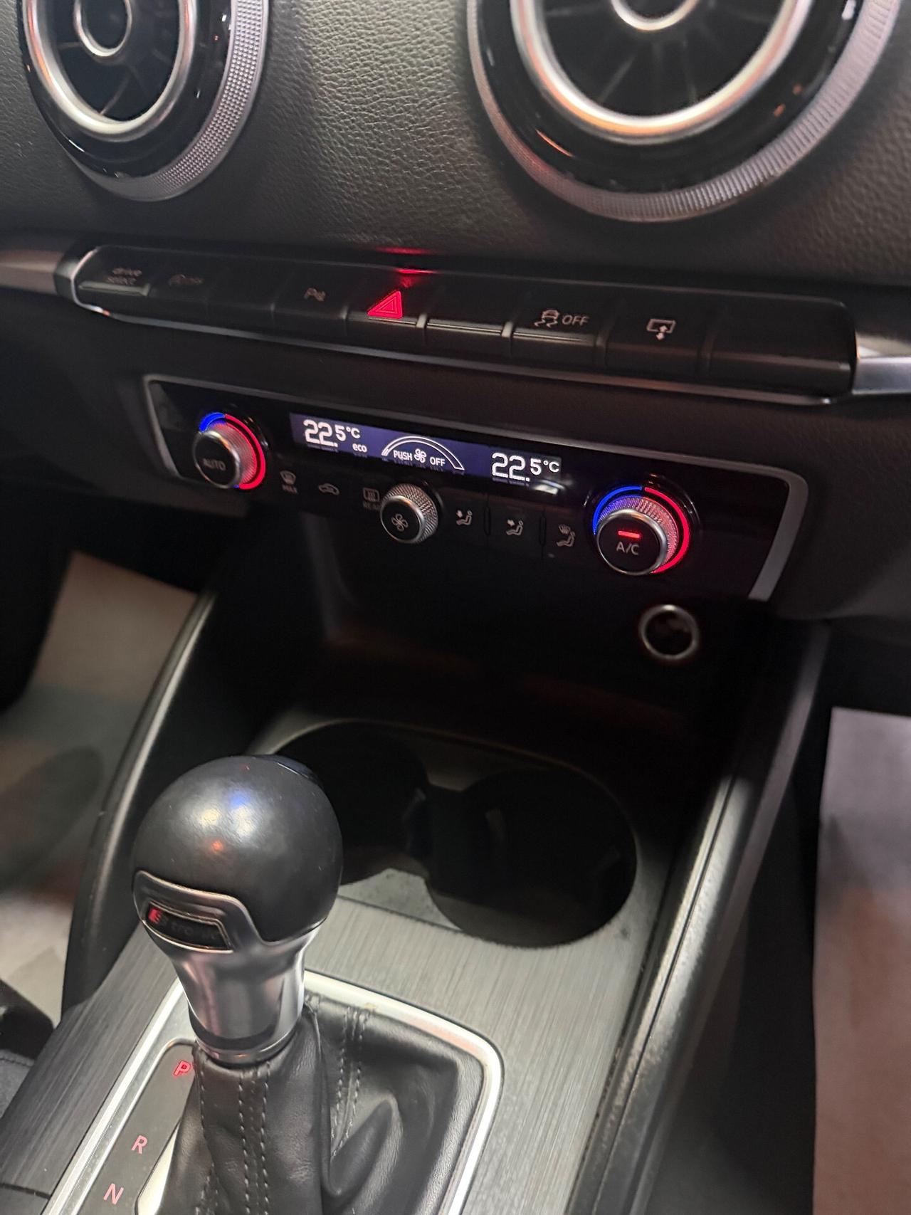 Audi A3 SPB 1.6 TDI S tronic Sport SEDAN