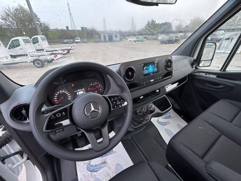 Mercedes-Benz Sprinter 415CDI 37/35