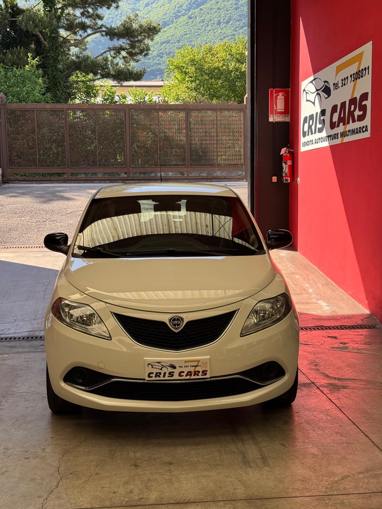 Lancia Ypsilon 1.2 69 CV 5 porte Platinum