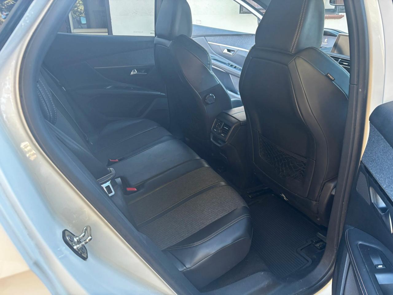 Peugeot 3008 BlueHDi 120 S&S BC Business UNICO PROPRIETARIO BELLISSIMA PERMUTABILE