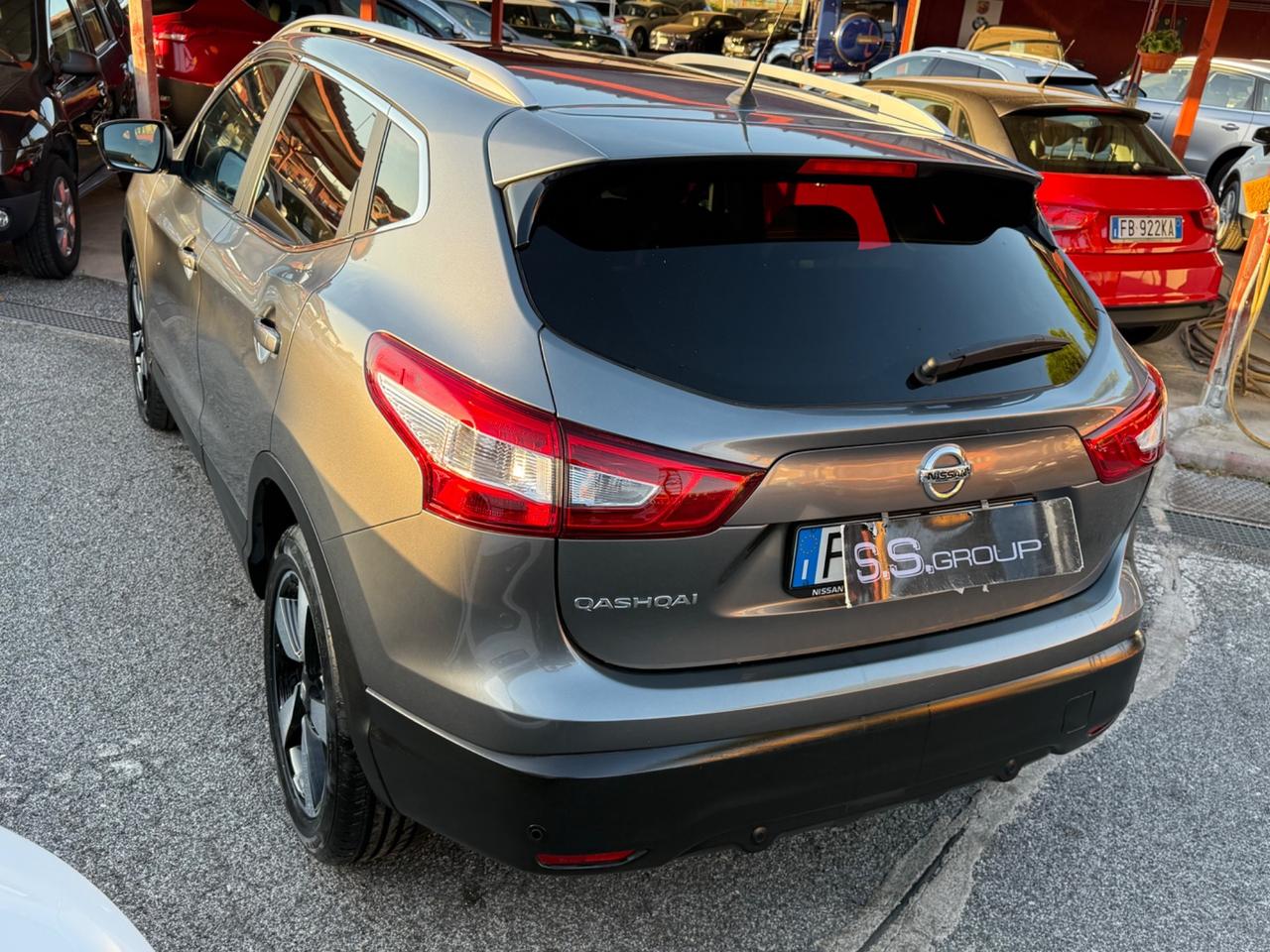 Qashqai 1.5 dCi Tekna-unipro( 58 mila km )-rate-garanzia