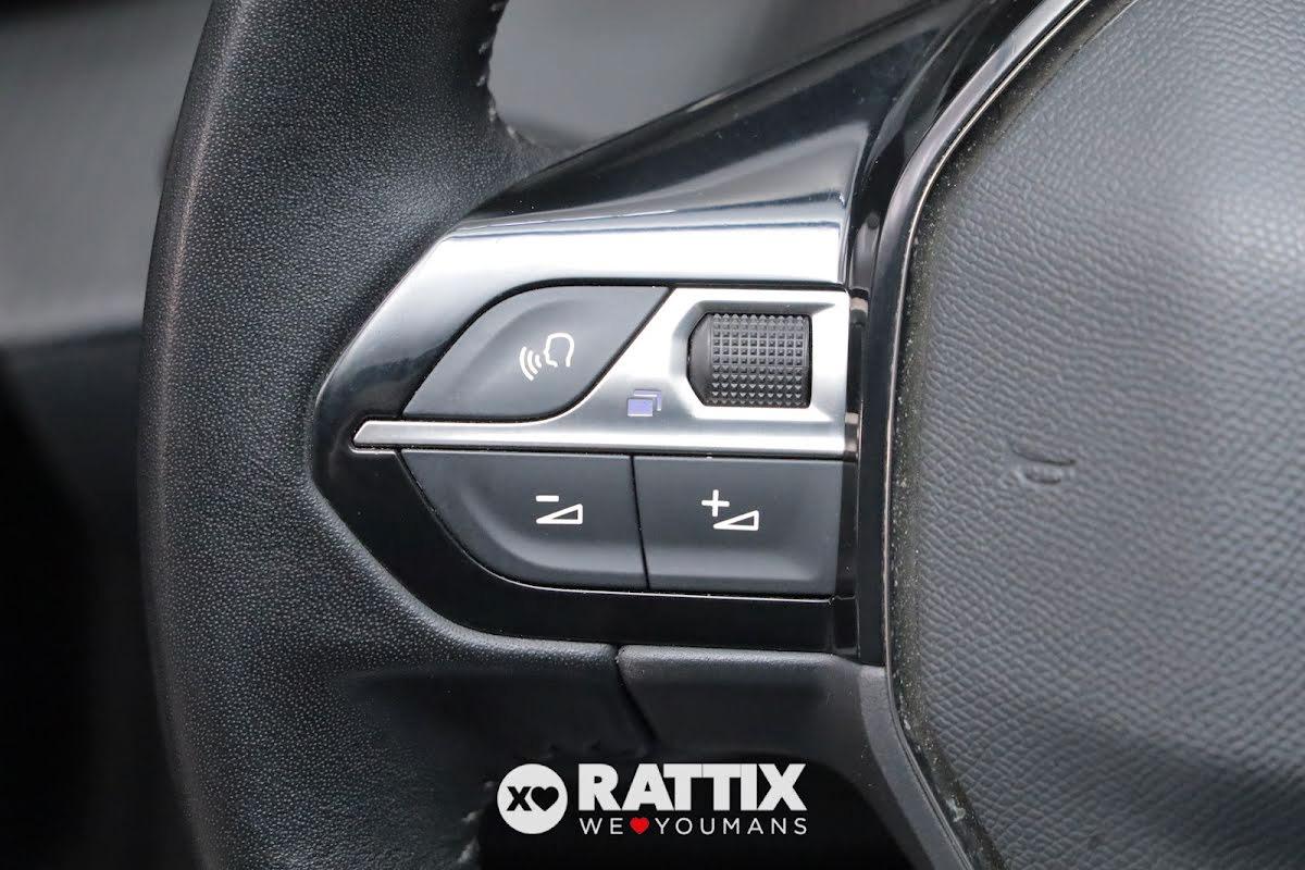 Peugeot e-208 motore elettrico 100kW Allure Pack