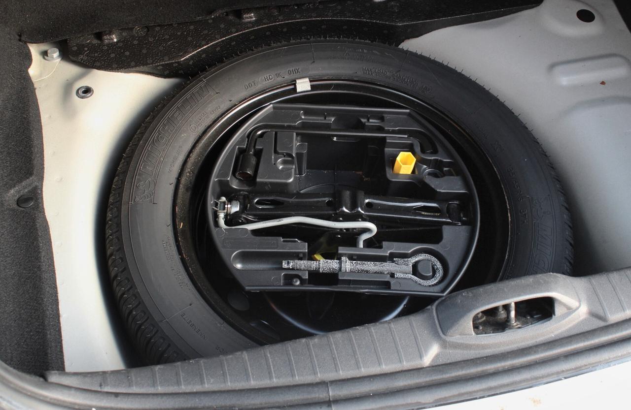 Peugeot 208 PureTech 82 5 porte Active-RISERVATA COMMERCIANTI