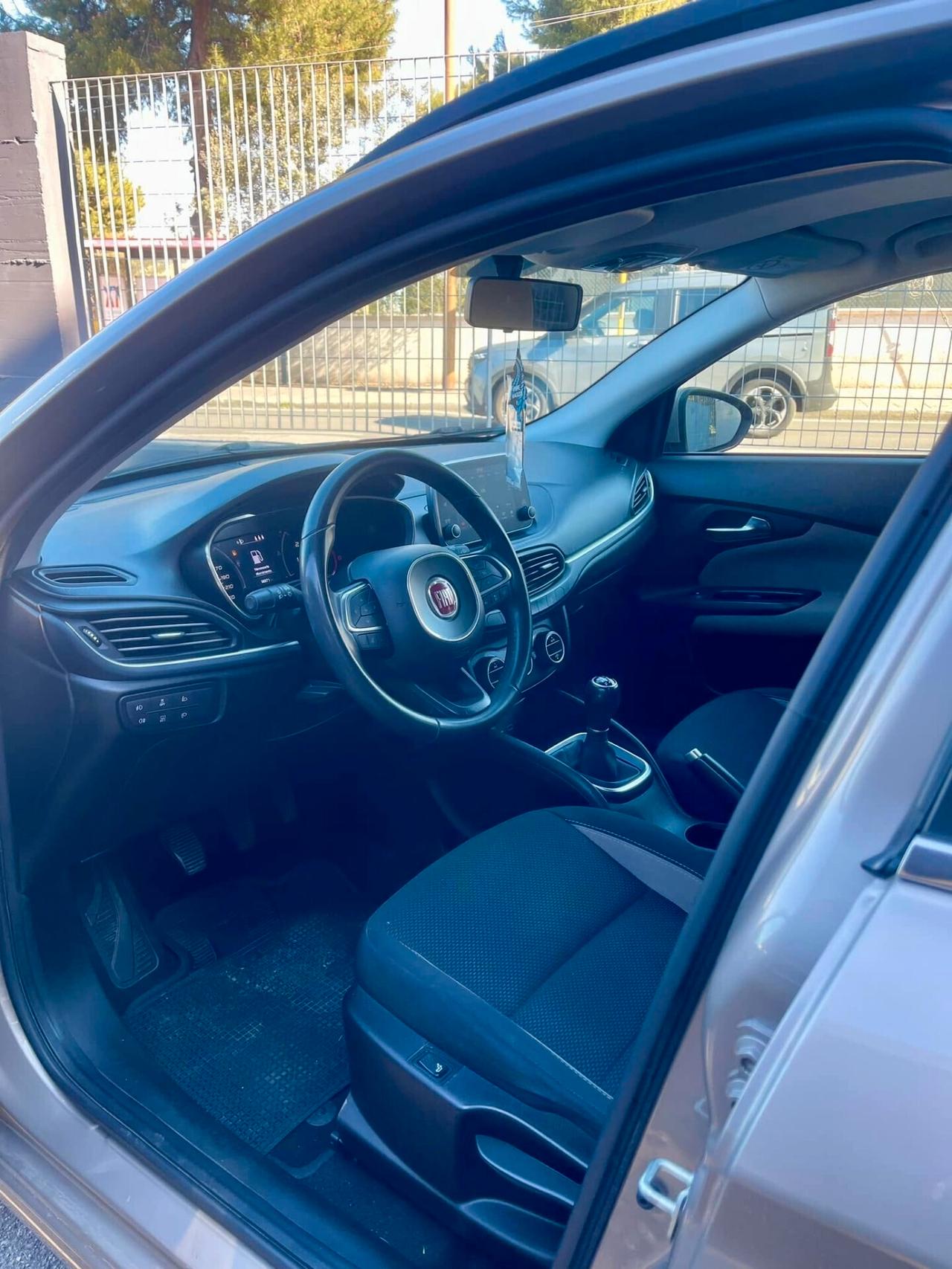 Fiat Tipo 1.3 Mjt 4 porte Lounge