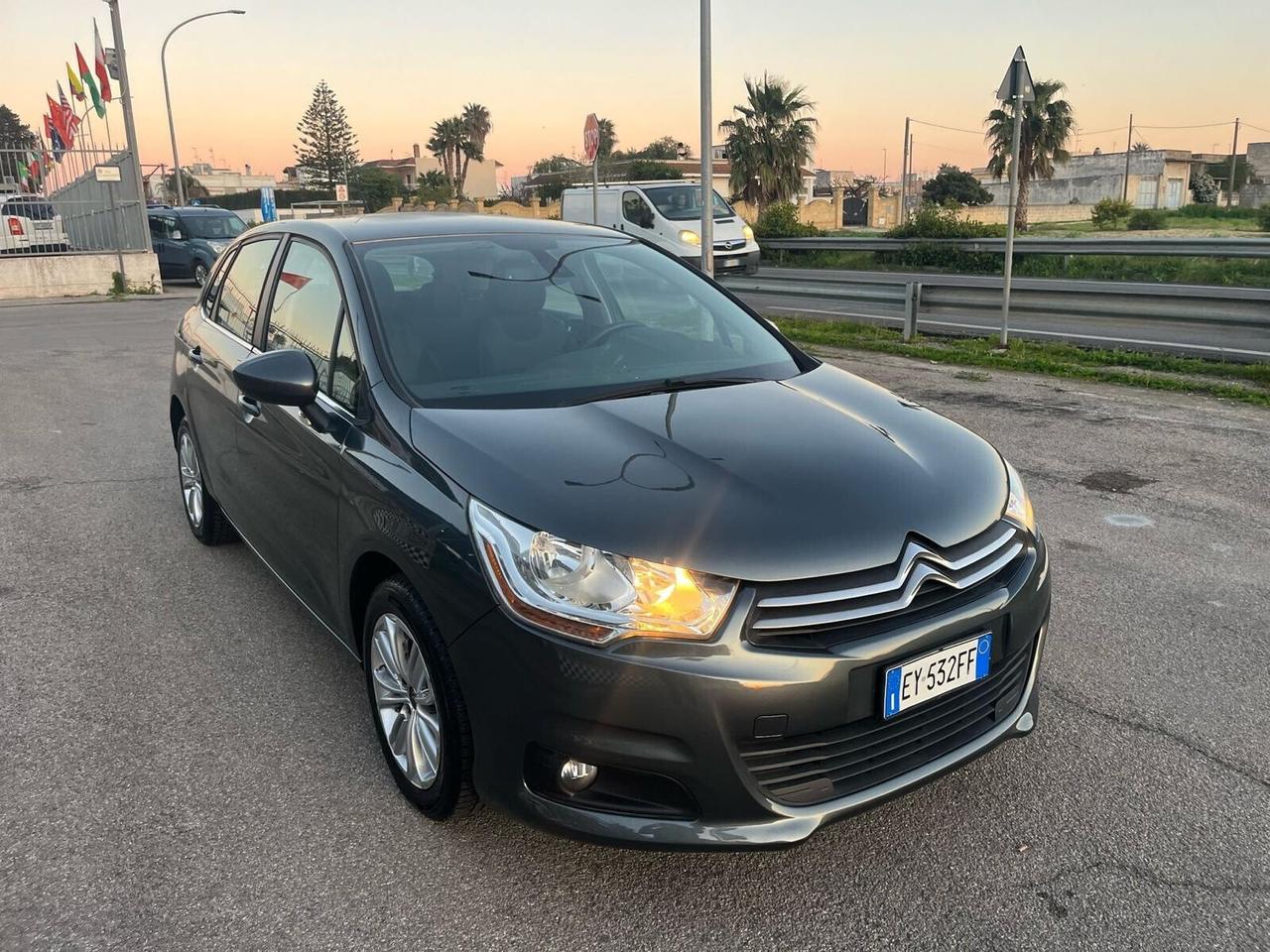Citroen C4 1.6 e-HDi 115 Exclusive Unipro 2015