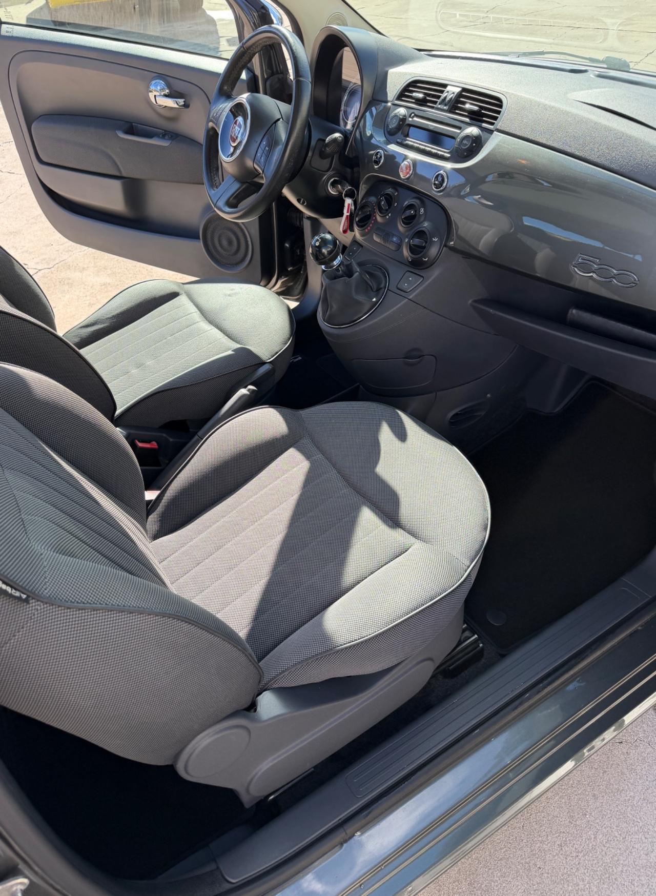 Fiat 500 1.2 Benz 69CV Lounge 10/2013