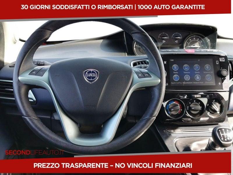 Lancia Ypsilon 1.0 firefly hybrid Platino s&s 70cv