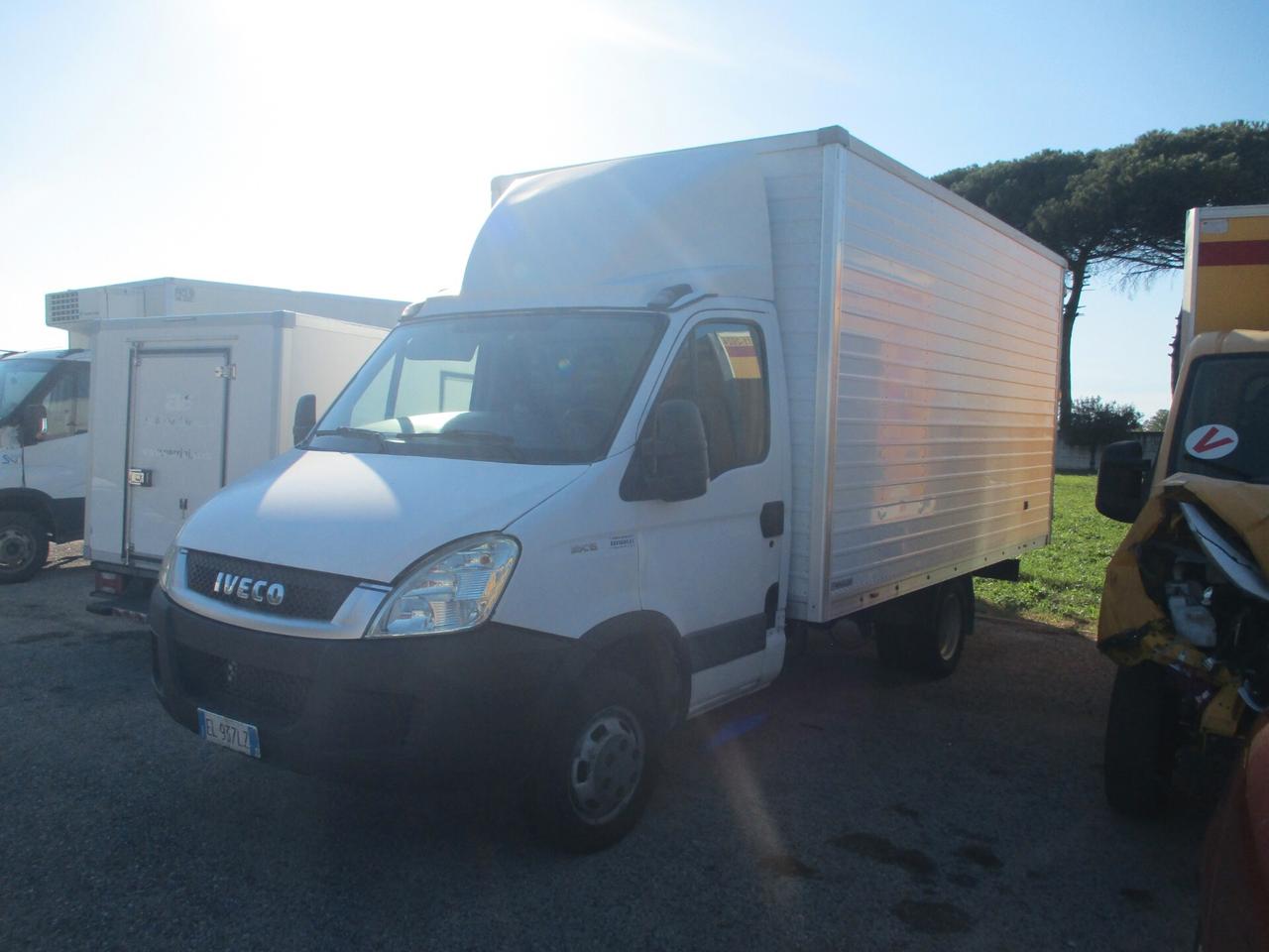 Iveco Daily 35C15 3000 E4 FURGONE CAPI APPESI **MOTORE ROTTO**