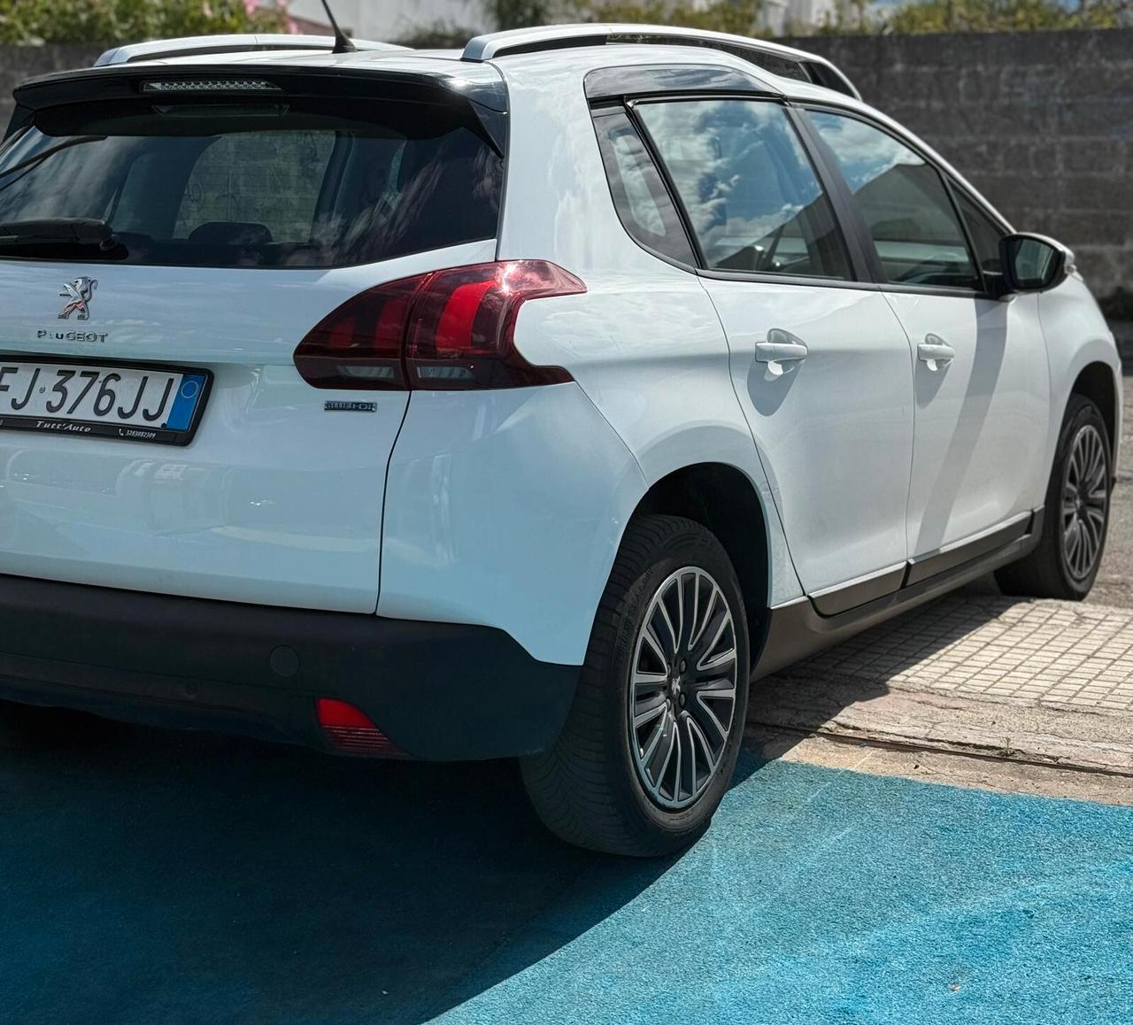 Peugeot 2008 BlueHDi 100 GT Line