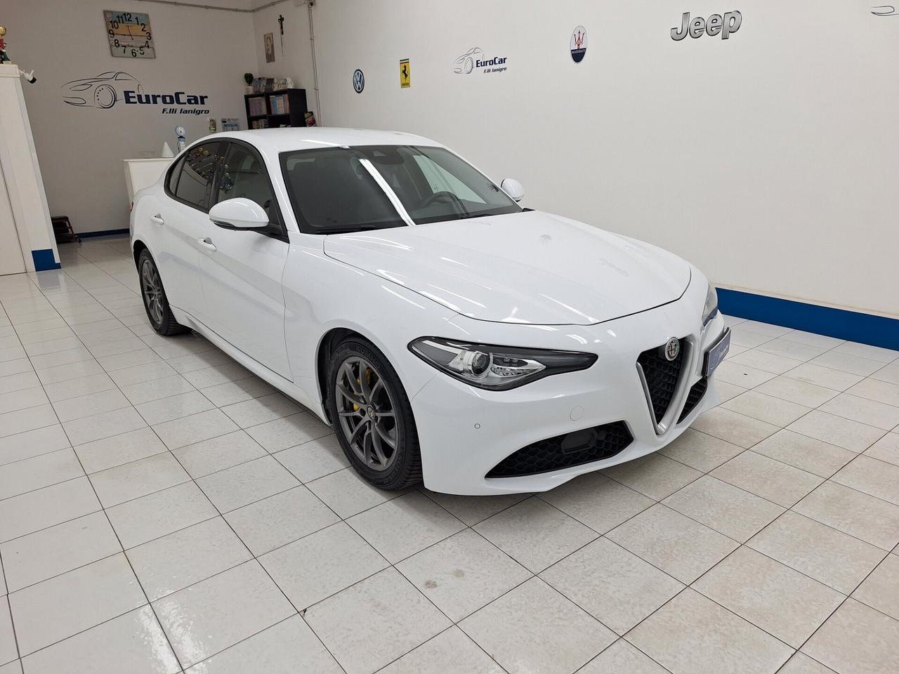 Alfa Romeo Giulia 2.2 180cv MT6 Business Sport