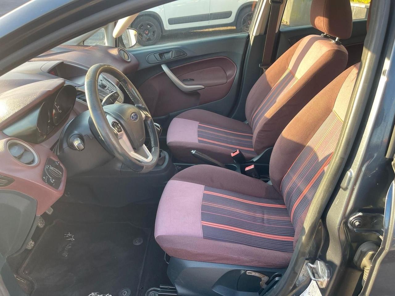 Ford Fiesta 1.4 TDCi 5p. Ghia