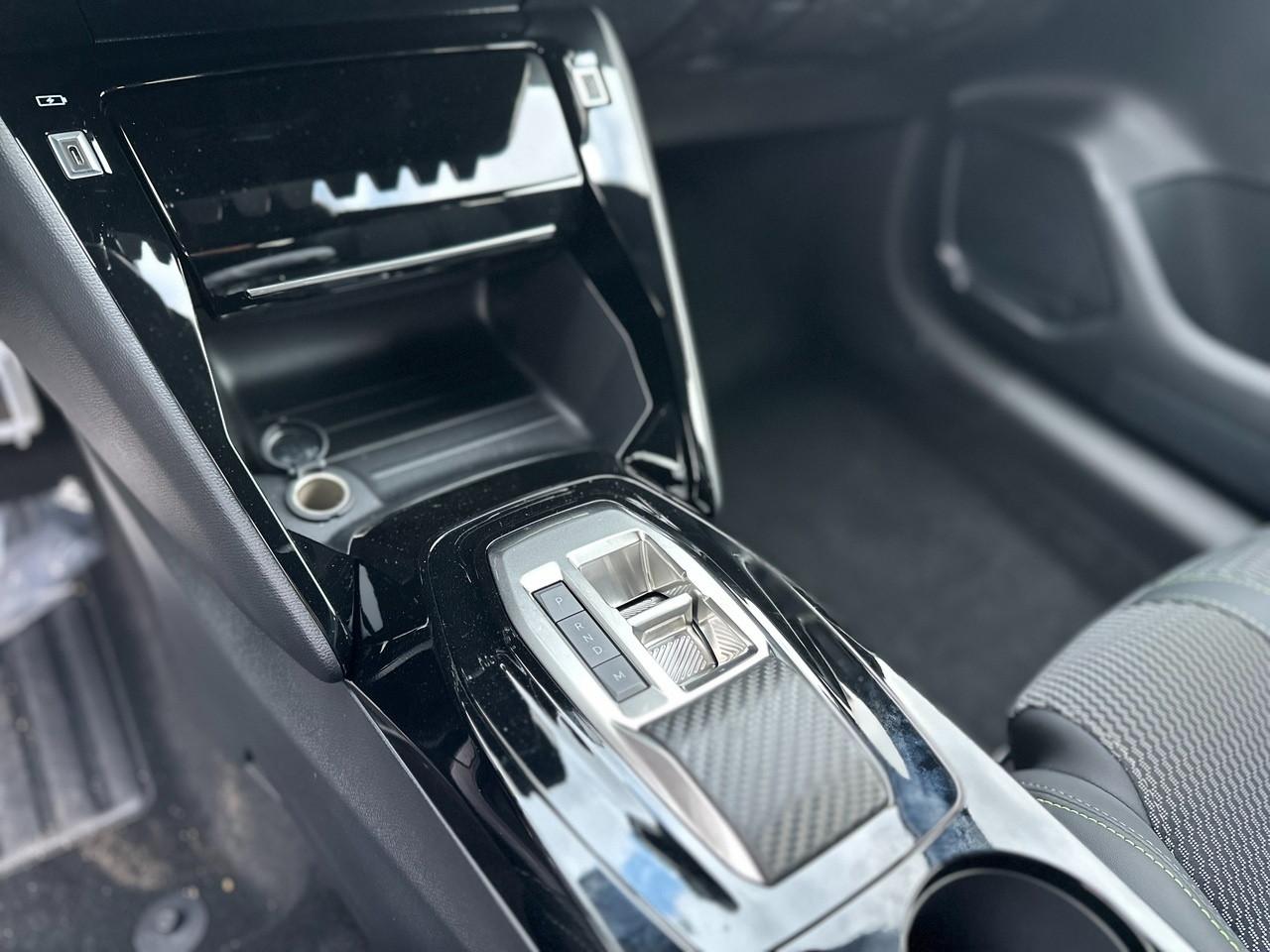 PEUGEOT 208 II 2023 - 208 1.2 hybrid GT 145cv e-dcs 6