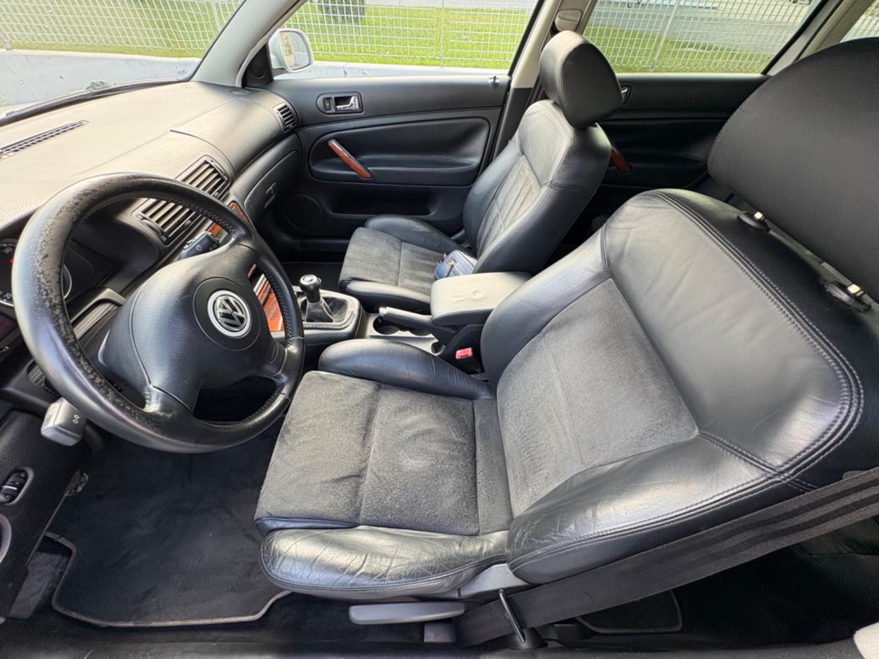 Volkswagen Passat 2.5 V6 TDI 4X4 2003