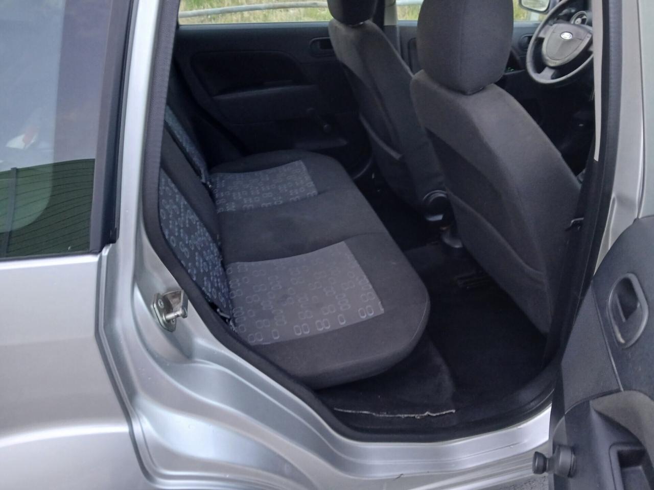 Ford Fiesta 1.4 TDCi 5p. Perfette condizioni