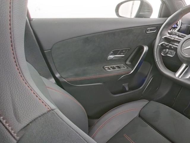 MERCEDES Classe A 180 Automatic Premium AMG MILD HYBRID
