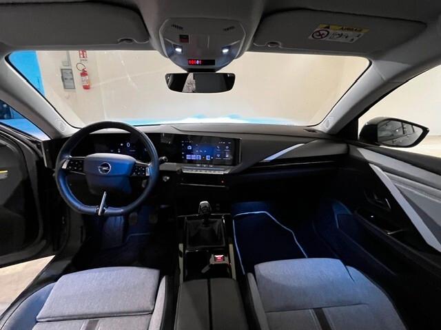 Opel Astra 1.2 Turbo 130 CV Elegance