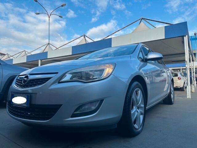 OPEL ASTRA DIESEL FULL OPTIONAL