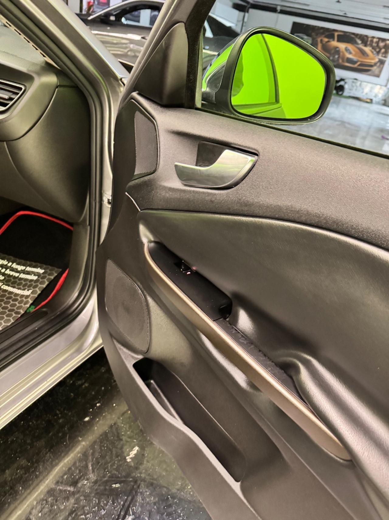 Alfa Romeo Giulietta 1.6 JTDm-2 105 CV Exclusive