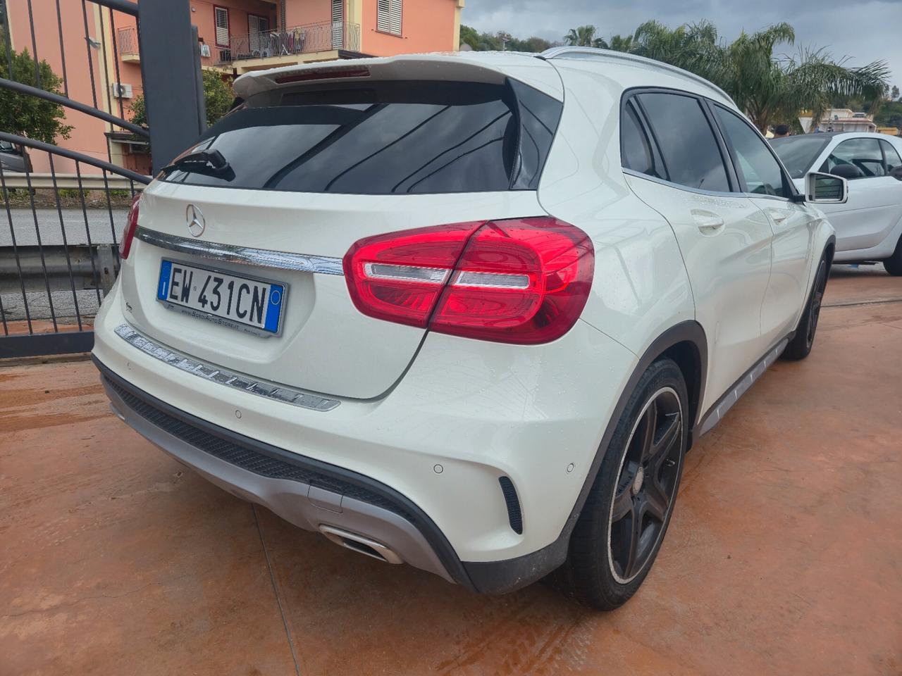 Mercedes-benz GLA 200 d Automatic AMG Line Premium Plus