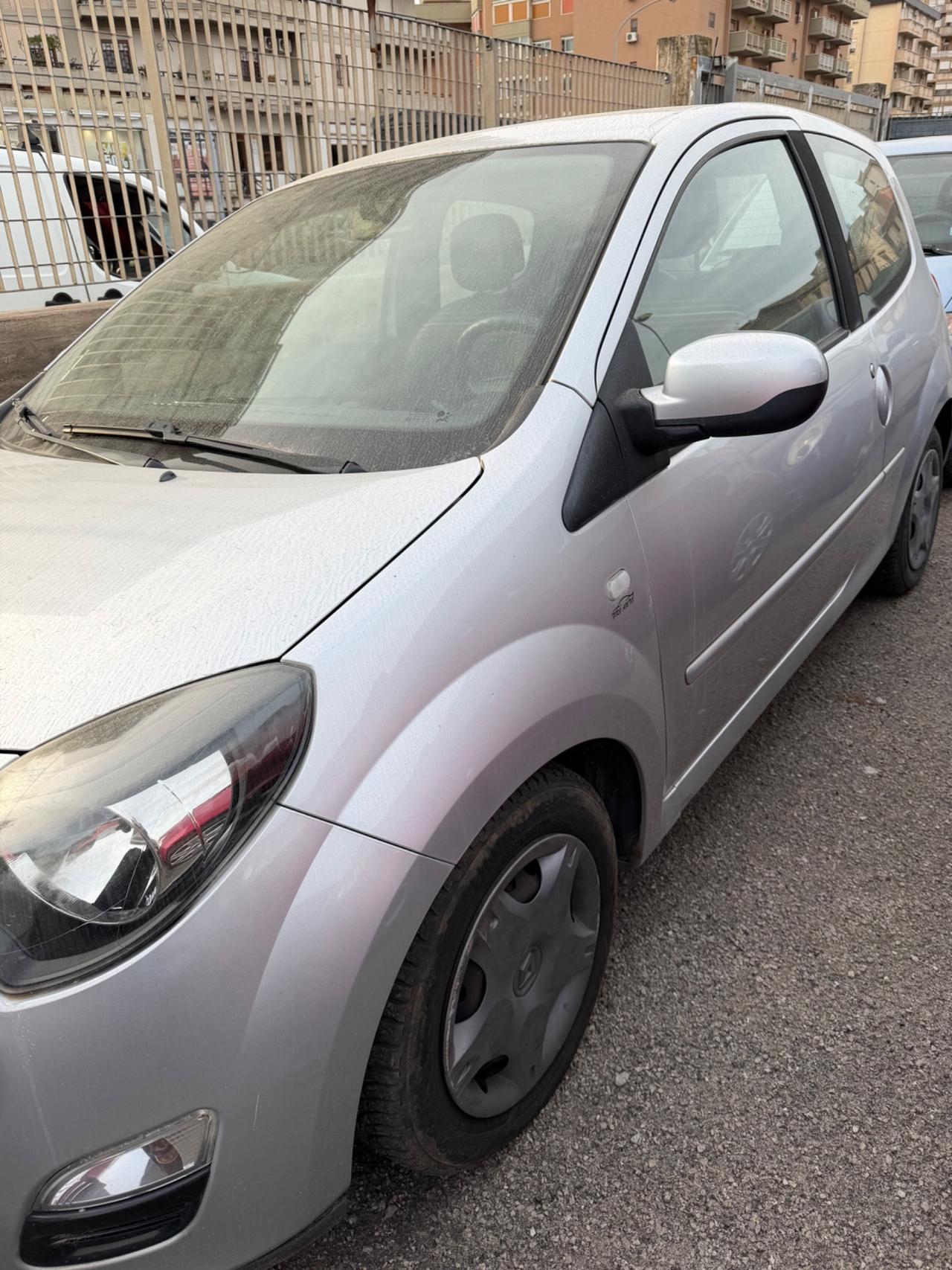 Renault Twingo 1.2 70cv