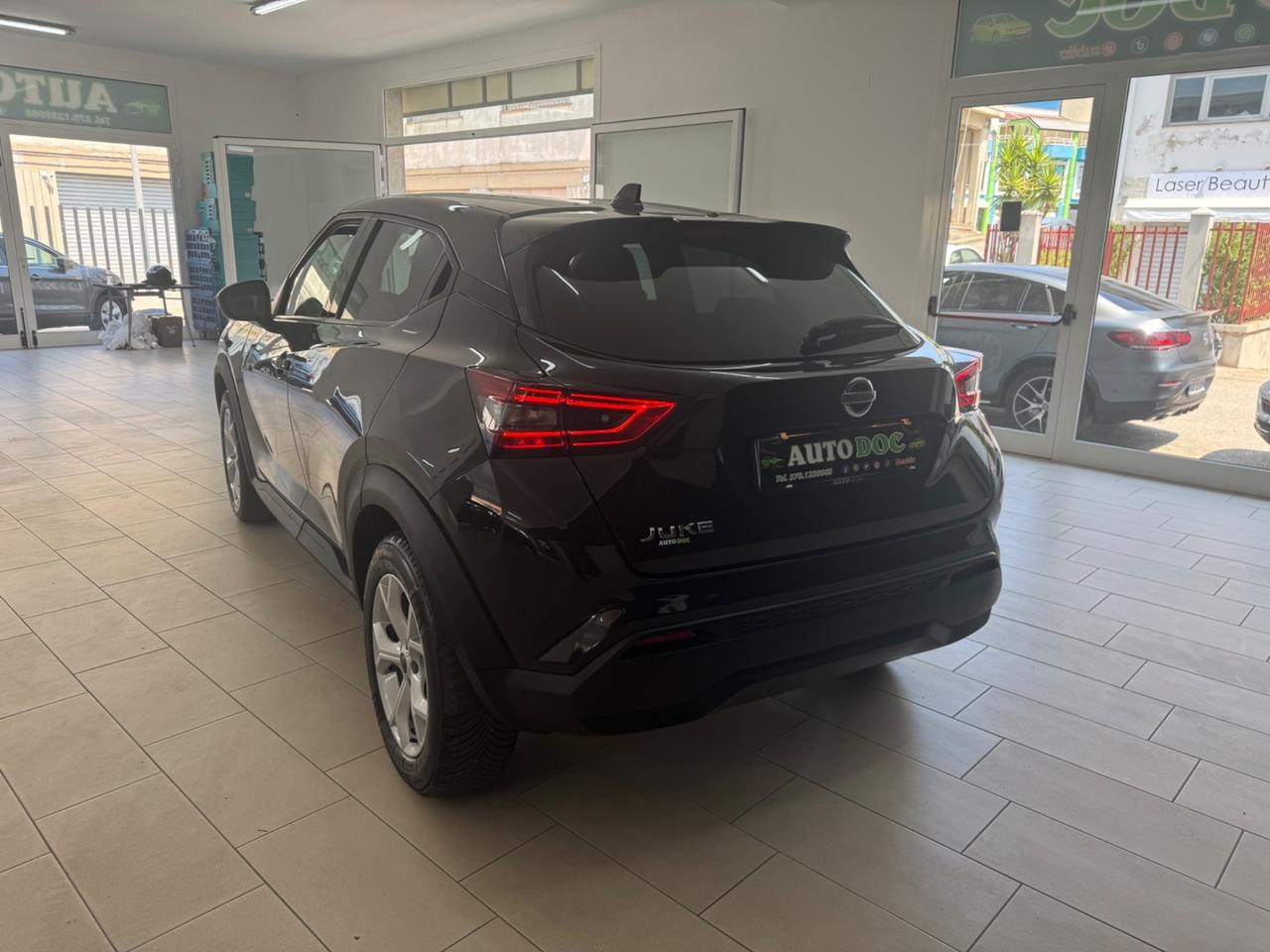 Nissan Juke 1.0 DIG-T 117 CV DCT N-Connecta
