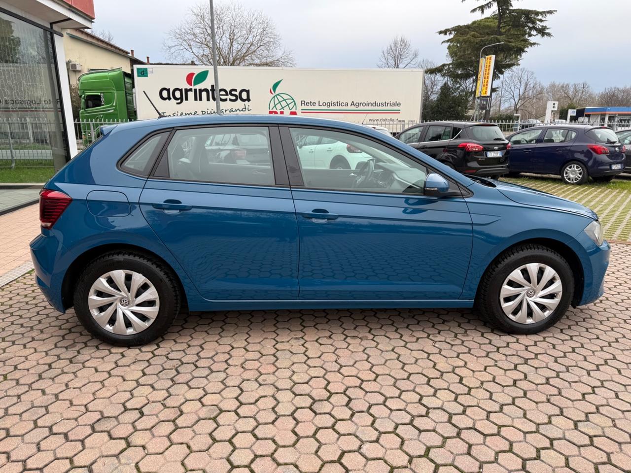 Volkswagen Polo 1.0 MPI 5p. Trendline OK NEOPATENTATO