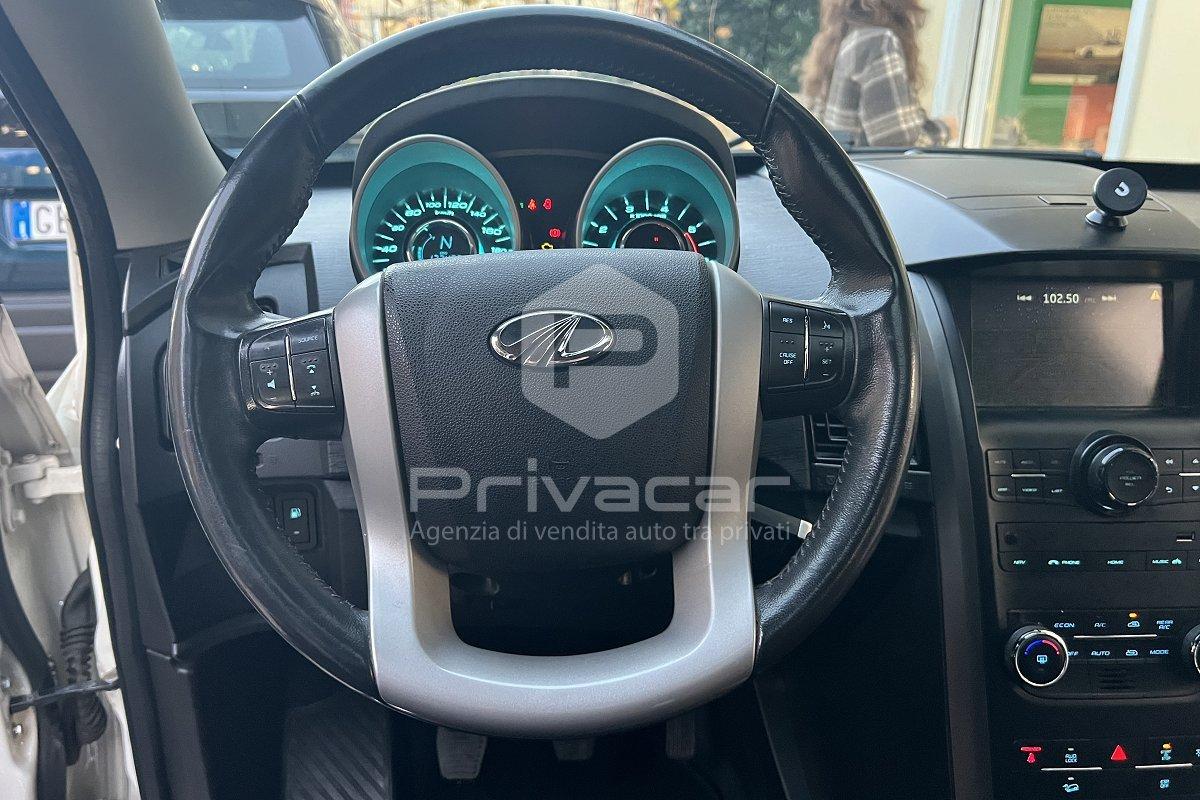 MAHINDRA XUV500 2.2 16V AWD W10