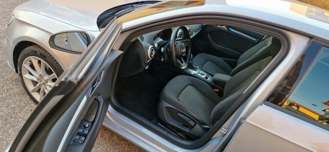 Audi A3 Sportback 1.6 Tdi 116Cv S-Tronic Design
